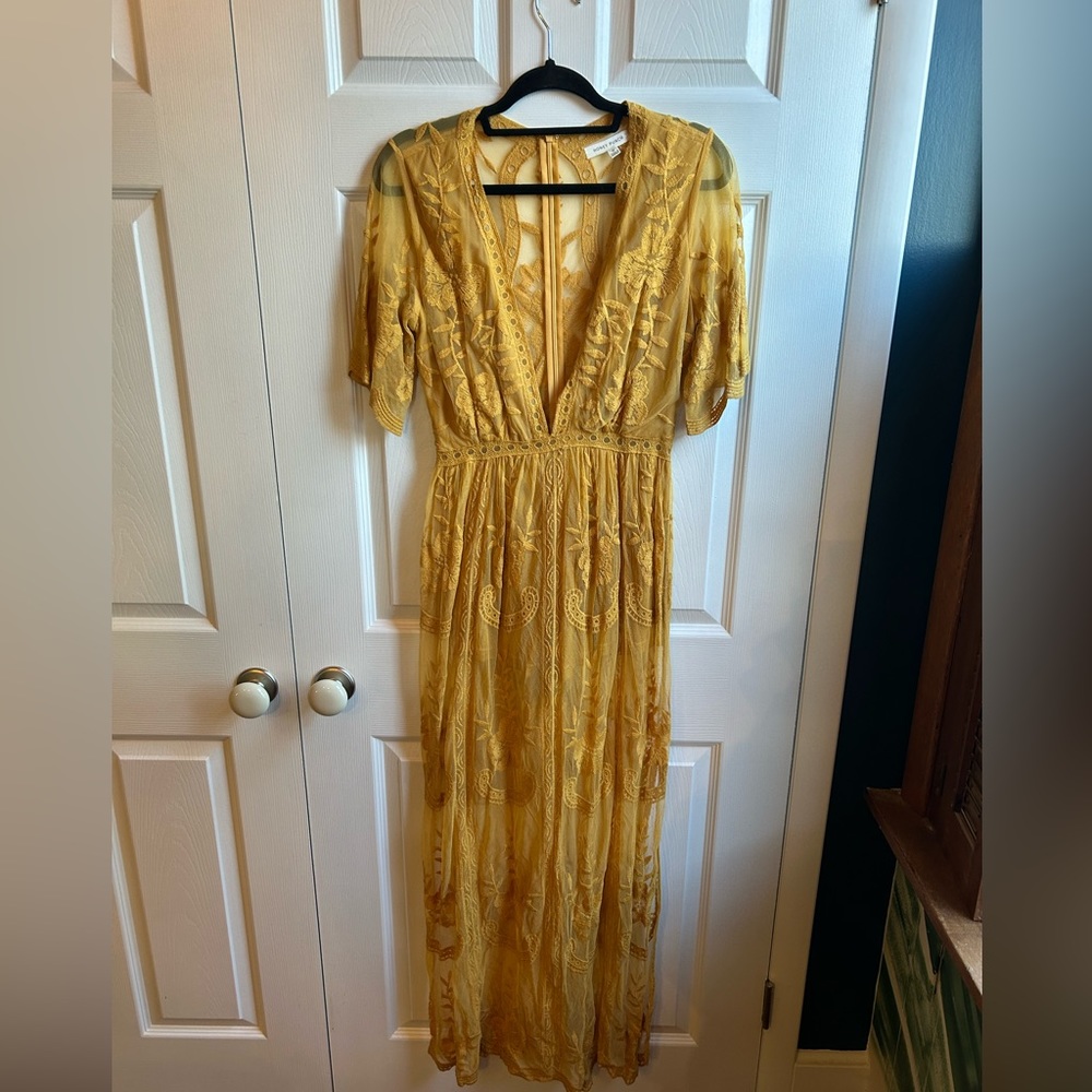 Yellow Ochre Lace/embroidered maxi “As You Wish” dress - Honey Punch - size M